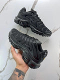 NIKE TN
